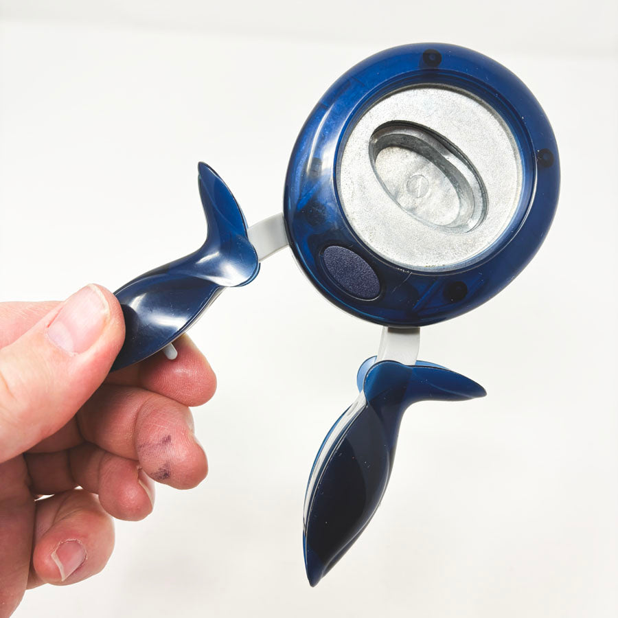 Fiskars Squeeze Oval Punch