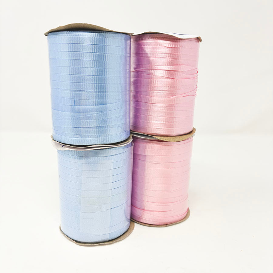 Spool of Gift Ribbon (1)