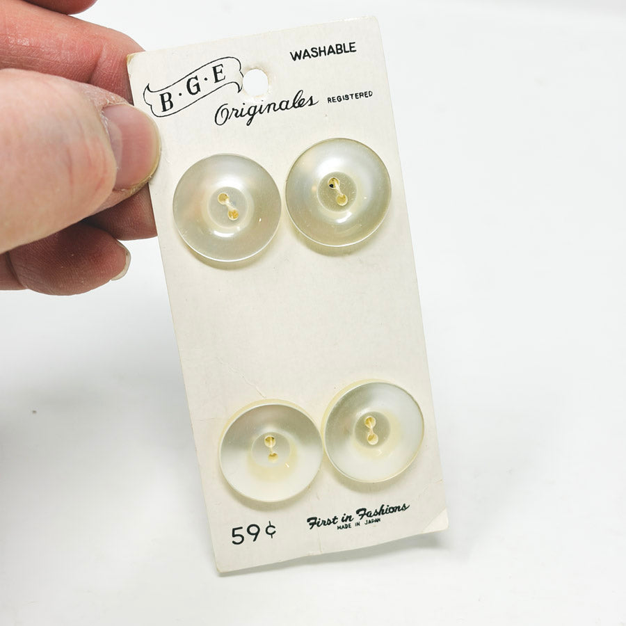 BGE Pearlized White Buttons