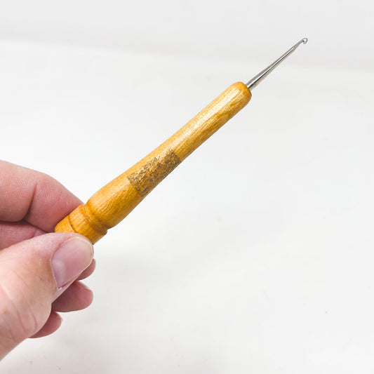 Small Wood Handle Crochet Hook