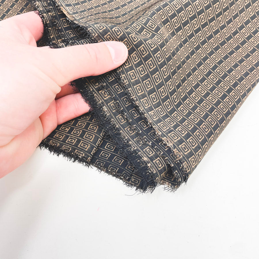 58" x 2.5 yds - Black & Brown Patterned Poly Lightweight Fabric