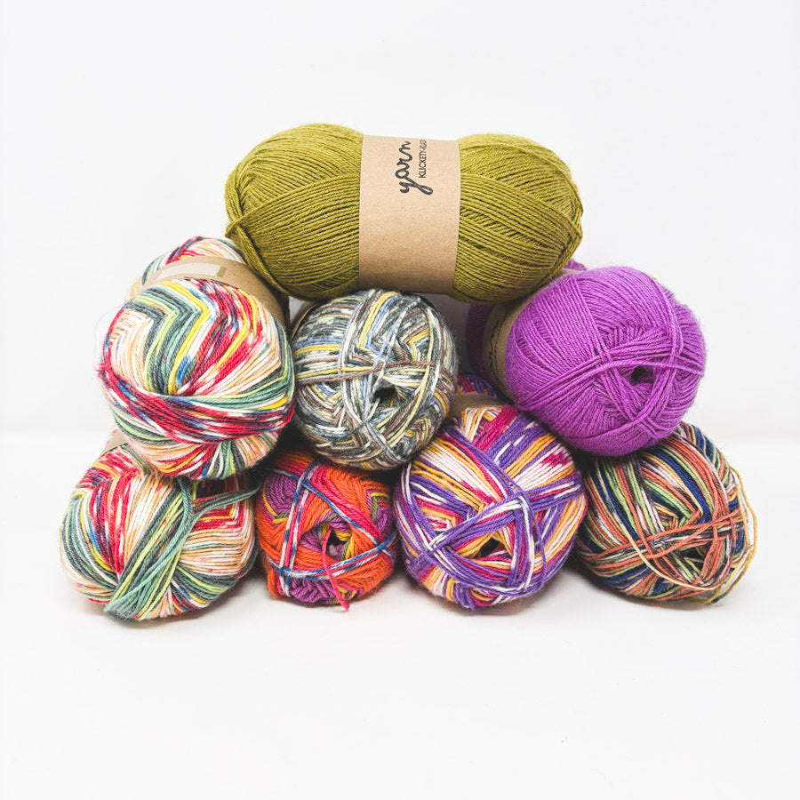 Unlabeled Sock Weight Yarn – Pick a Skein