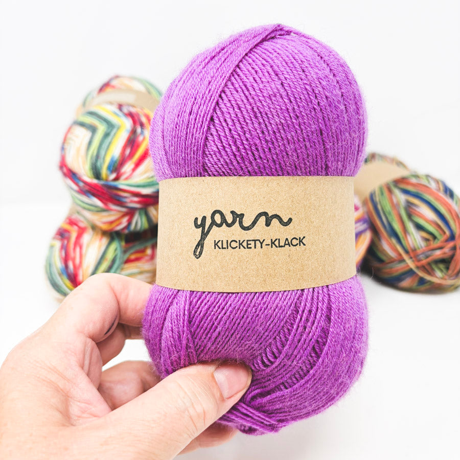 Unlabeled Sock Weight Yarn – Pick a Skein