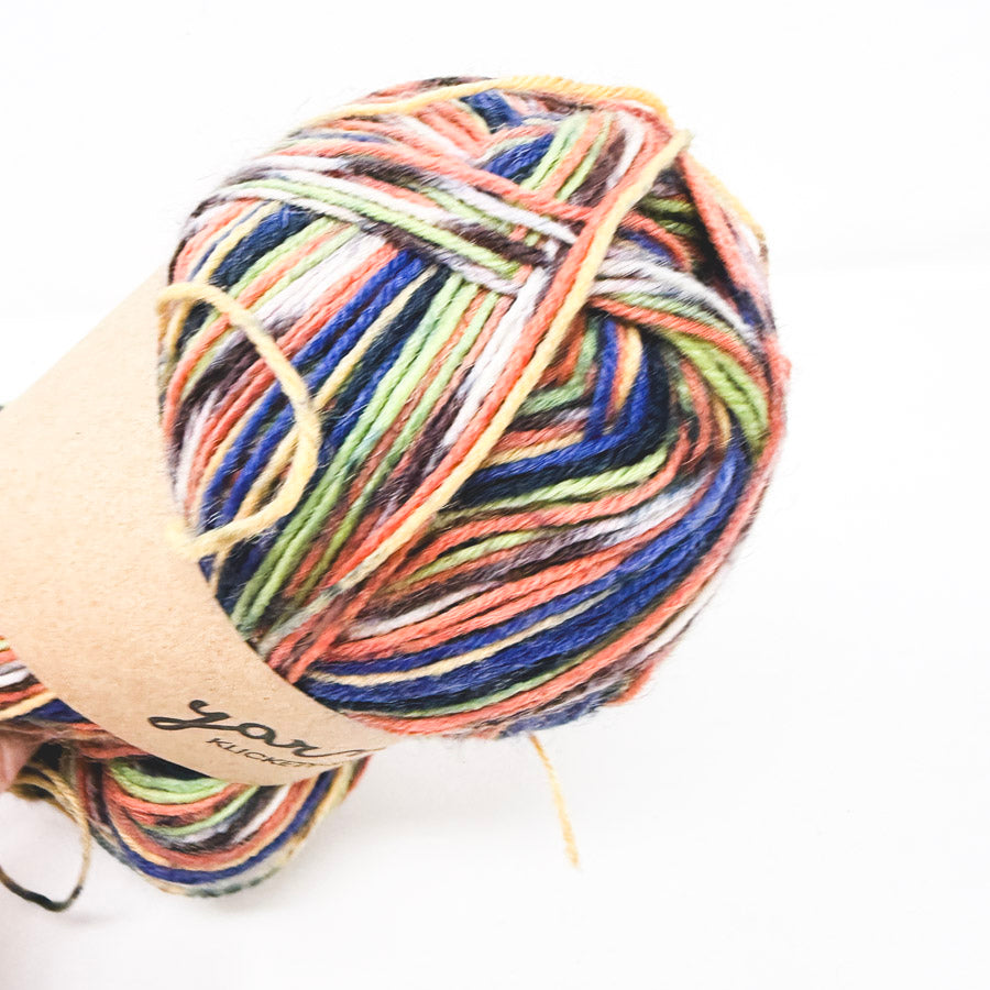 Unlabeled Sock Weight Yarn – Pick a Skein