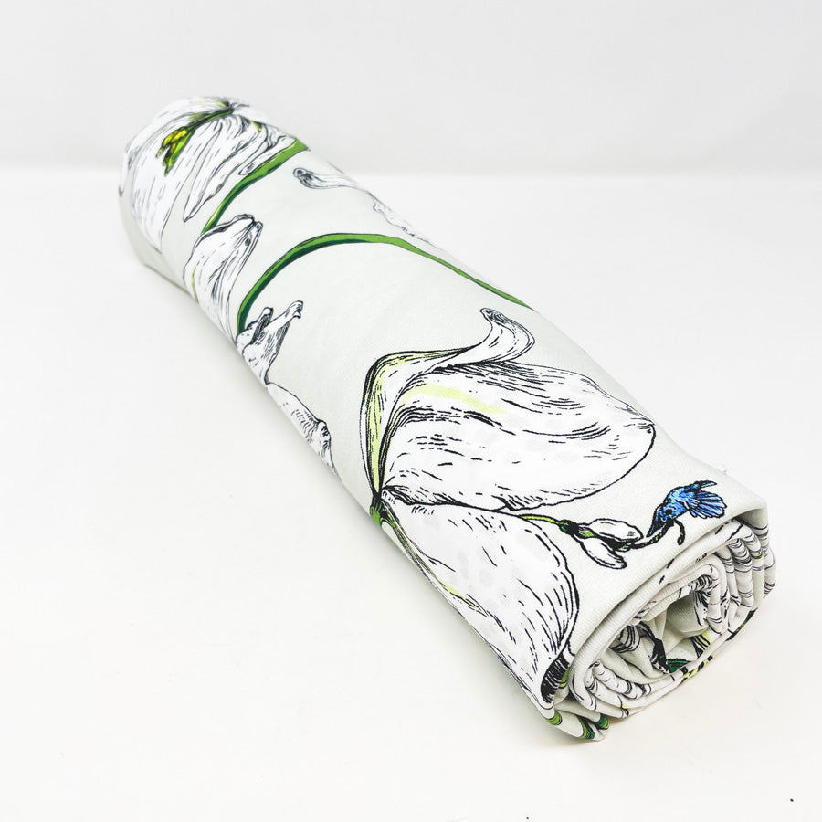 Appx 2 Yds Garden Tulips Cotton Blend Fabric