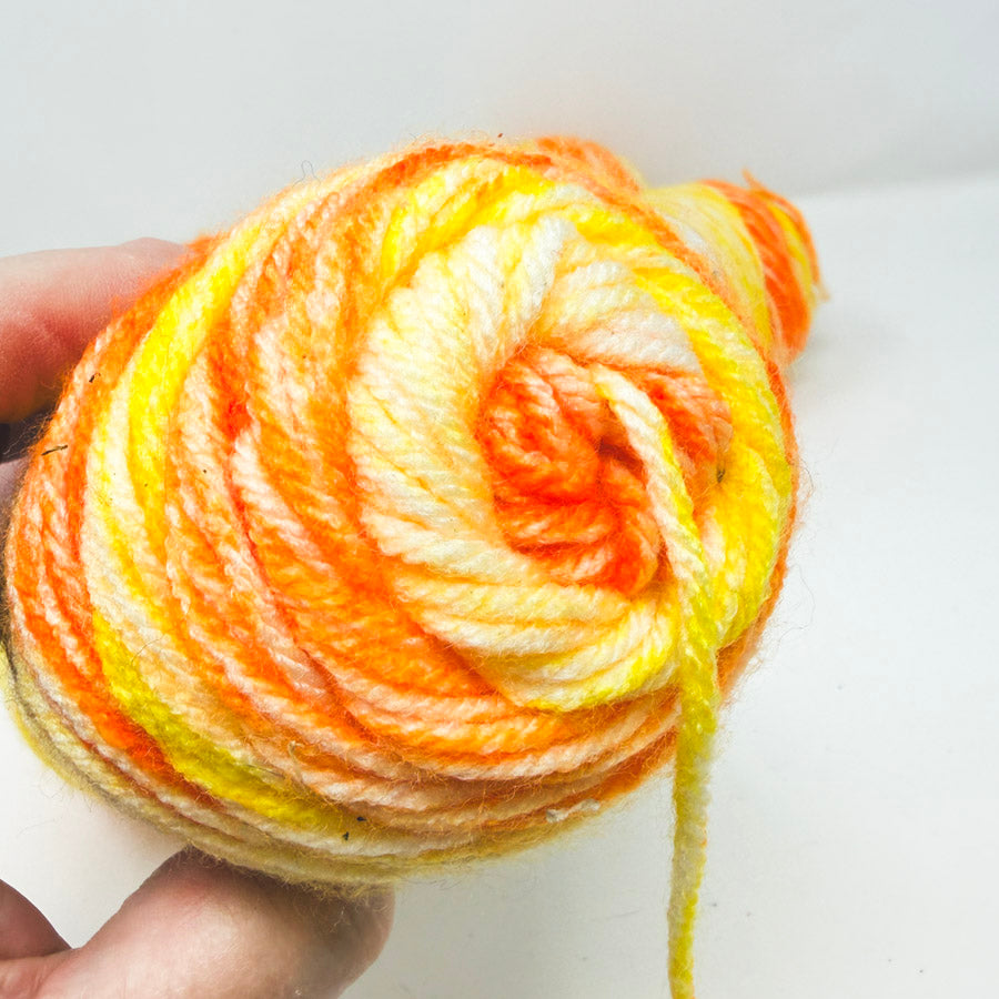Big Twist Value Acrylic Yarn – Sunrist Ombre (1)