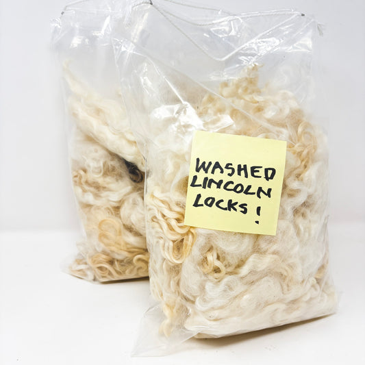 Bag of Undyed Lincoln Locks – unlabeled 5 oz