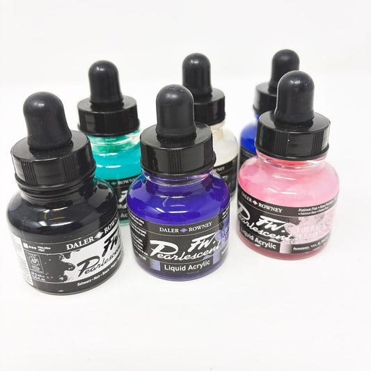 Daler Rowney FW. Pearlescent Liquid Acrylic