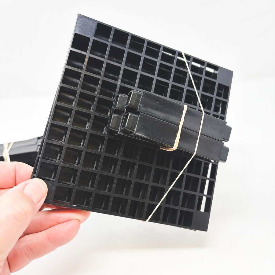 Pencil and Brush Holder Desk Stand (1)