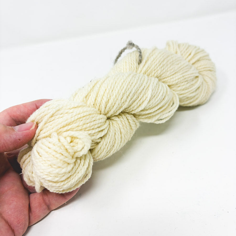Unmarked Bulky Cream Wool Yarn