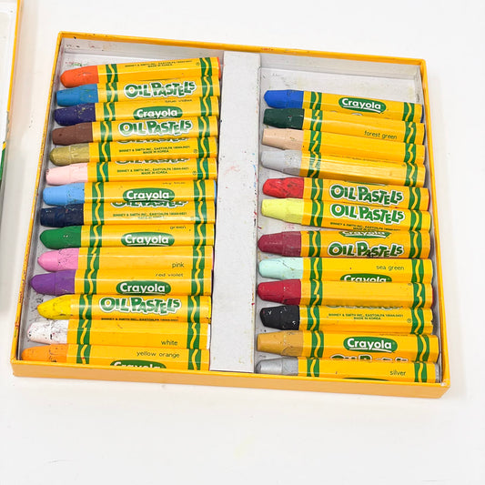 Crayola Oil Pastels - 28 oil pastel sticks