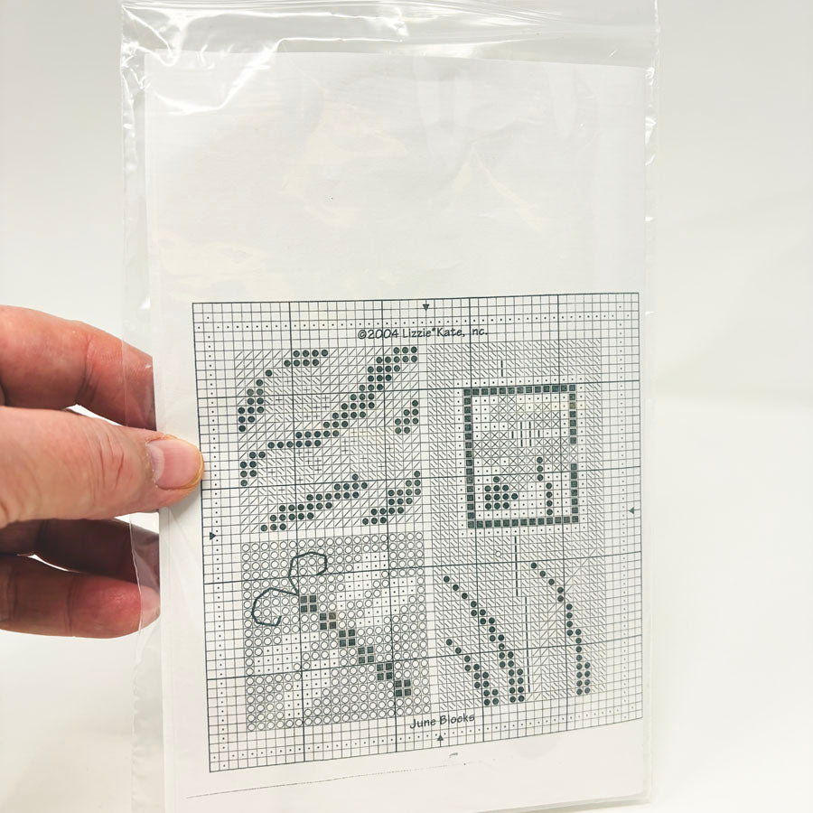 Lizzie Kate June F25 - Flip It Cross Stitch Pattern & Charm