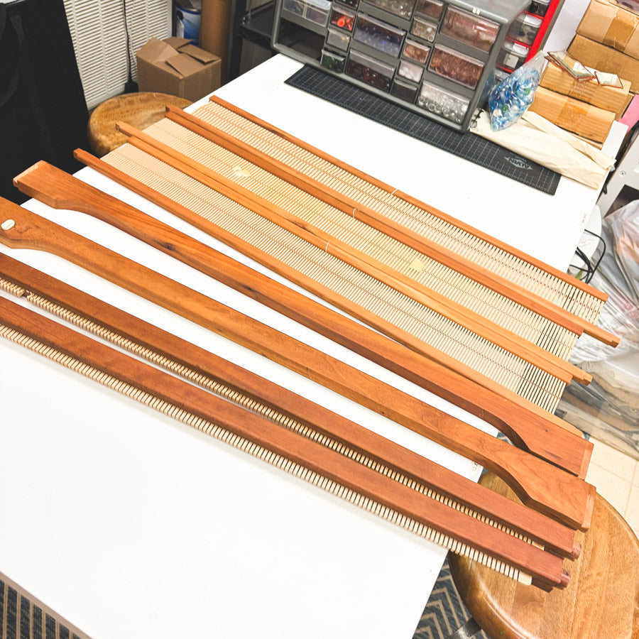 Beka Ratchet Frame Loom – Rigid Heddle / Floor Stand / Three Reeds