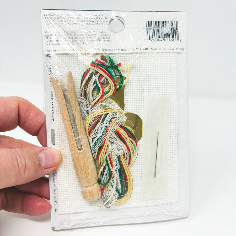 Vintage Designs for the Needle Cross Stitch Clothespin Angel – 1450 Sleigh