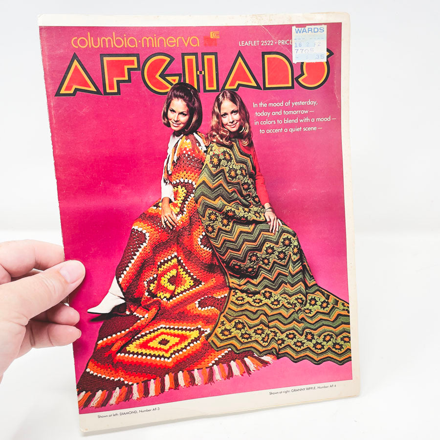 Columbia Minerva Afghans Pattern Leaflet 2522 - 1970