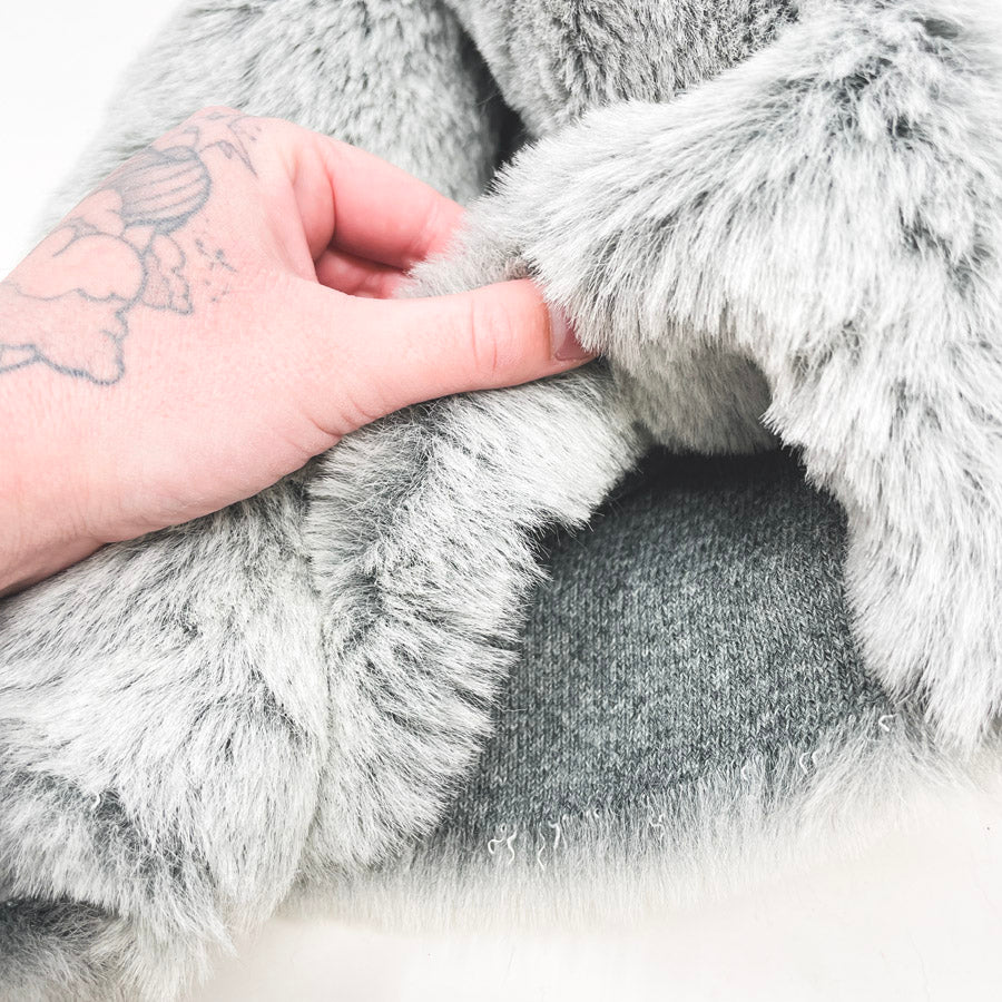 18" x 40" Gray Faux Fur