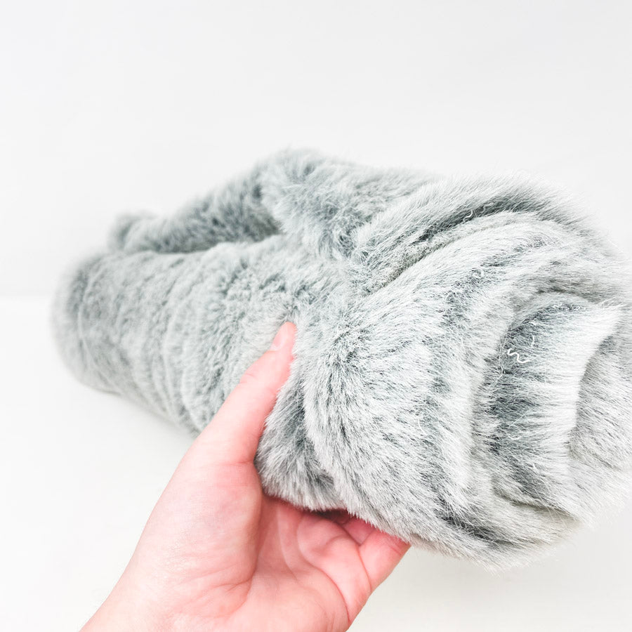 18" x 40" Gray Faux Fur