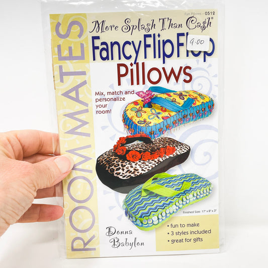 Roommates Sewing Pattern 0512 Fancy Flip Flop Pillows