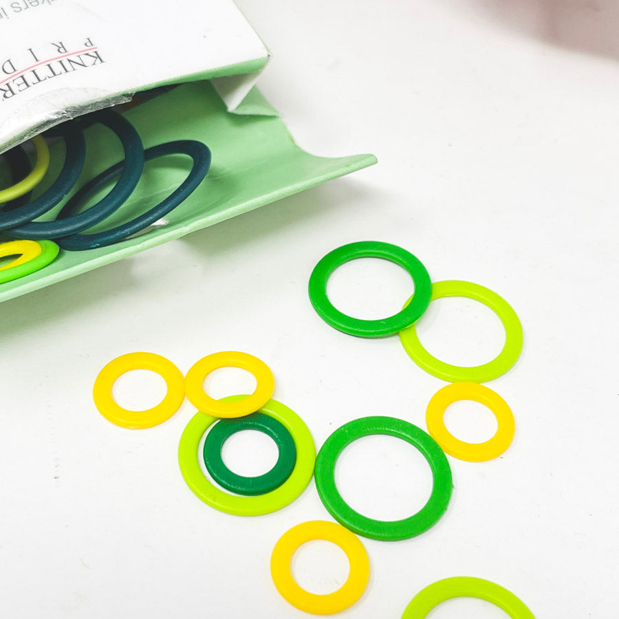 Floral Knitting Markers Kit