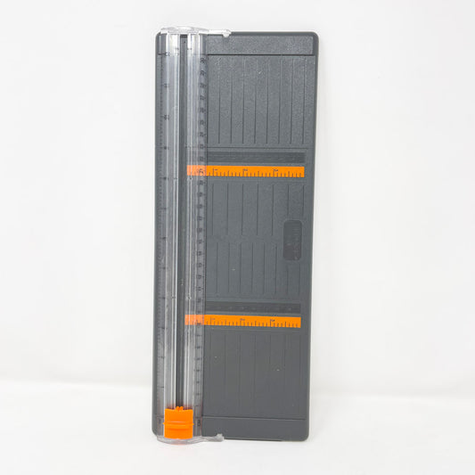 Fiskars Portable Trimmer 12"