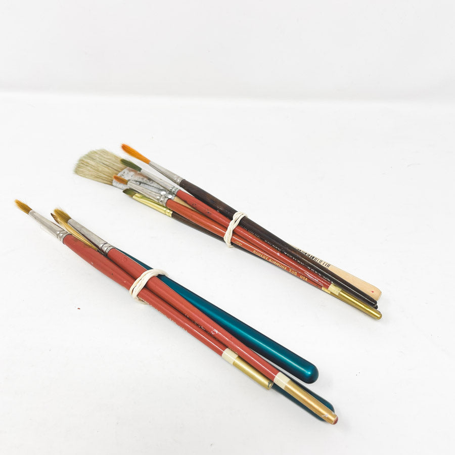 Assorted Short Handle Artist Brush Bundles (1)