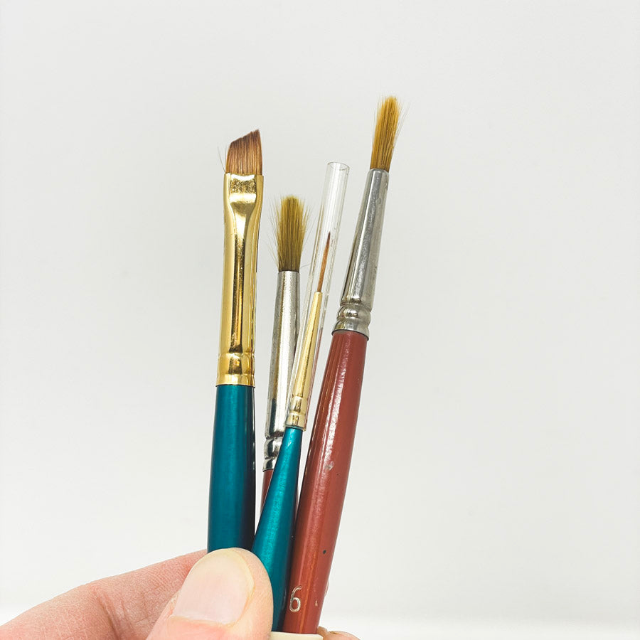 Assorted Short Handle Artist Brush Bundles (1)