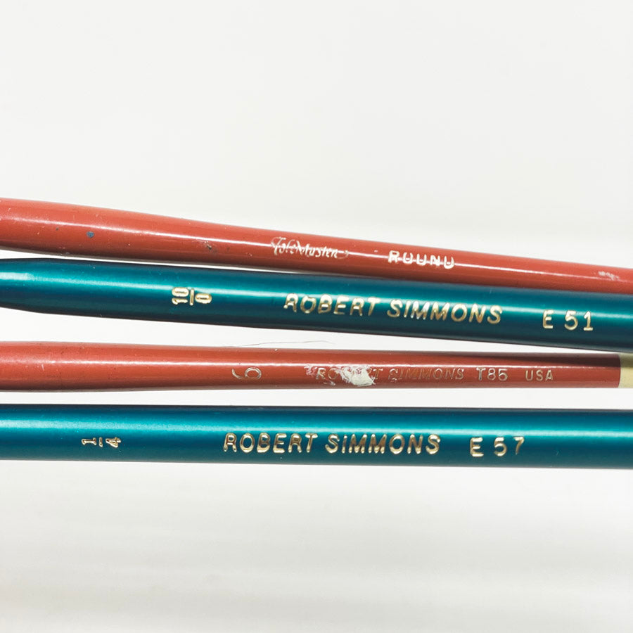 Assorted Short Handle Artist Brush Bundles (1)