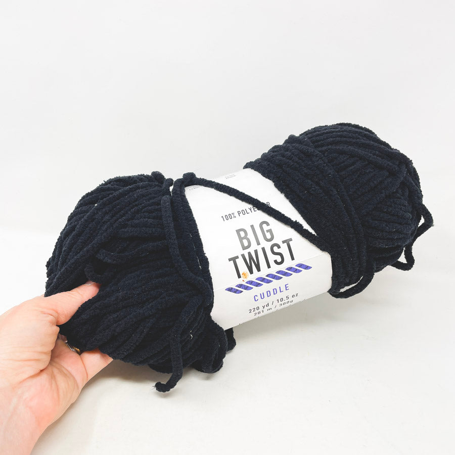 Big Twist Cuddle Bulky Chenille Yarn (1)