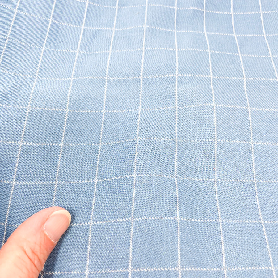 27" x 50" Blue and White Woven Heavyweight Fabric Remnant