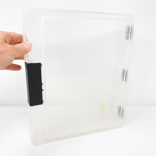 Clear Plastic Clip Box