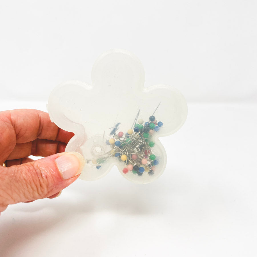 Flower Case with Color Ball Straight Pins