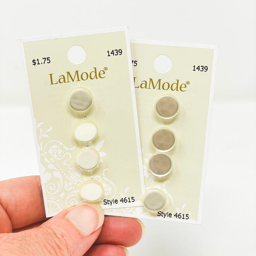 LaMode Style 4615 White Shank Buttons (1)