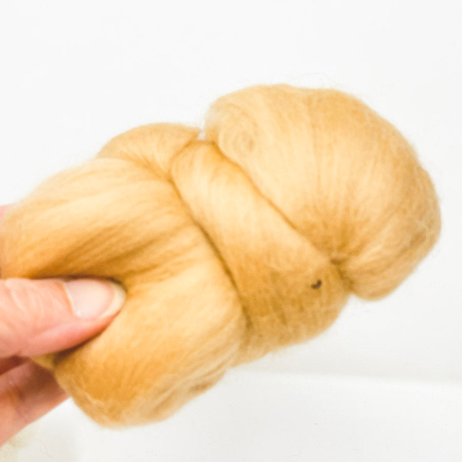 Peachy Wool Roving Bundle