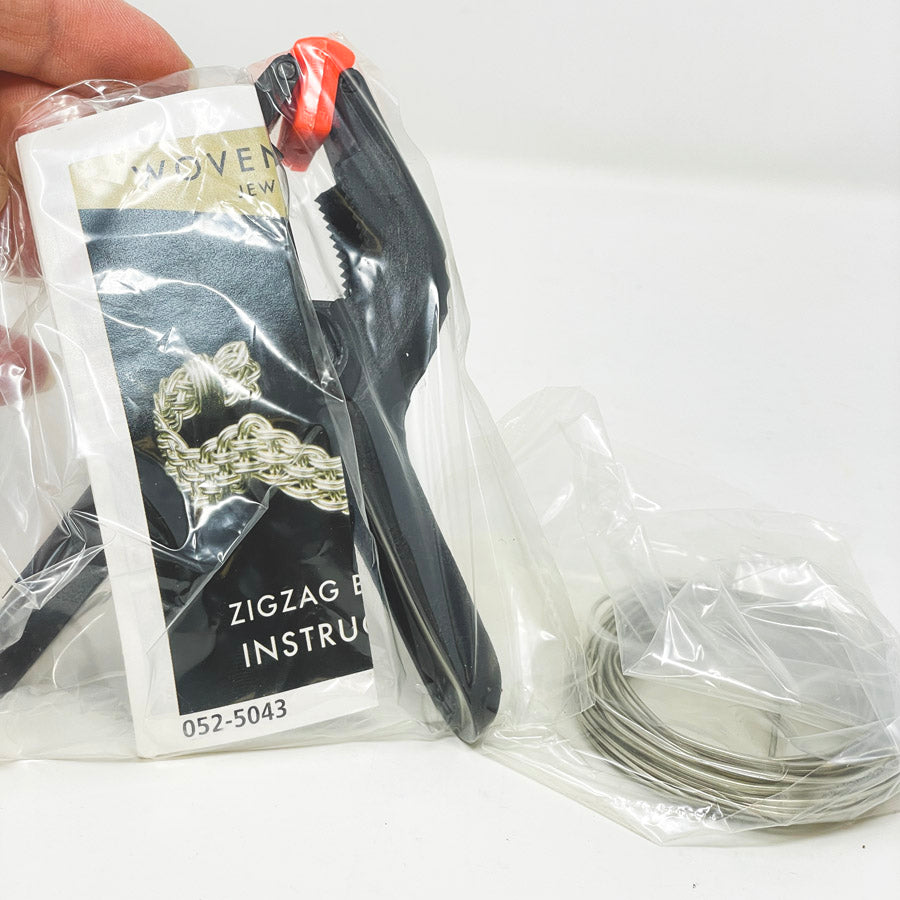 Woven Wire Zigzag Bracelet Kit
