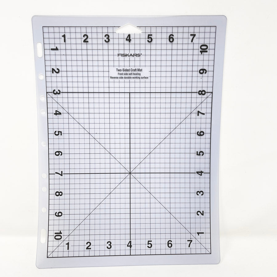 Fiskars Two-Sided Craft Mat - 8" x 11"