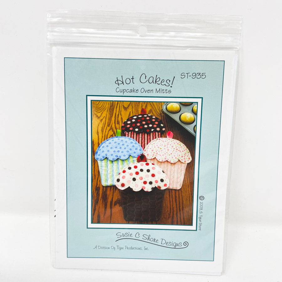 Hot Cakes! Cupcake Oven Mitts Sewing Pattern