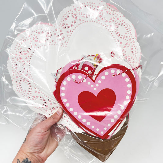 Assorted Hearts – Doily, Notebook and Tags