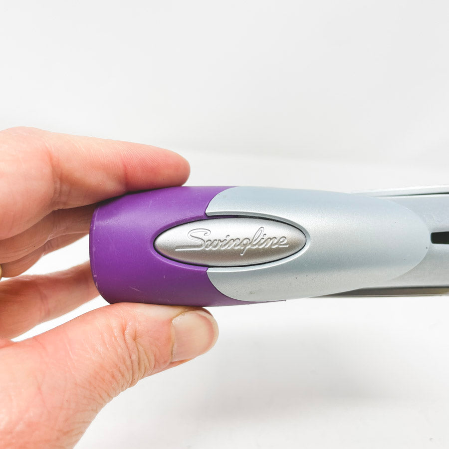 Swingline Handheld Stapler