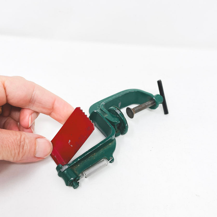 Rigby Table Clamp for Rugmaking