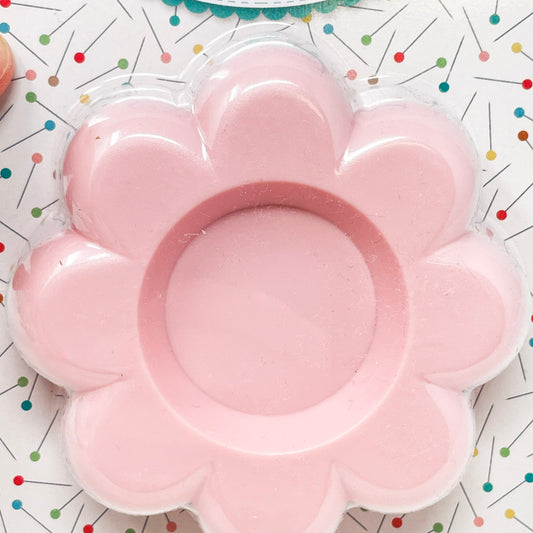 Flower Power Magnetic Pin Holder by Lori Holt