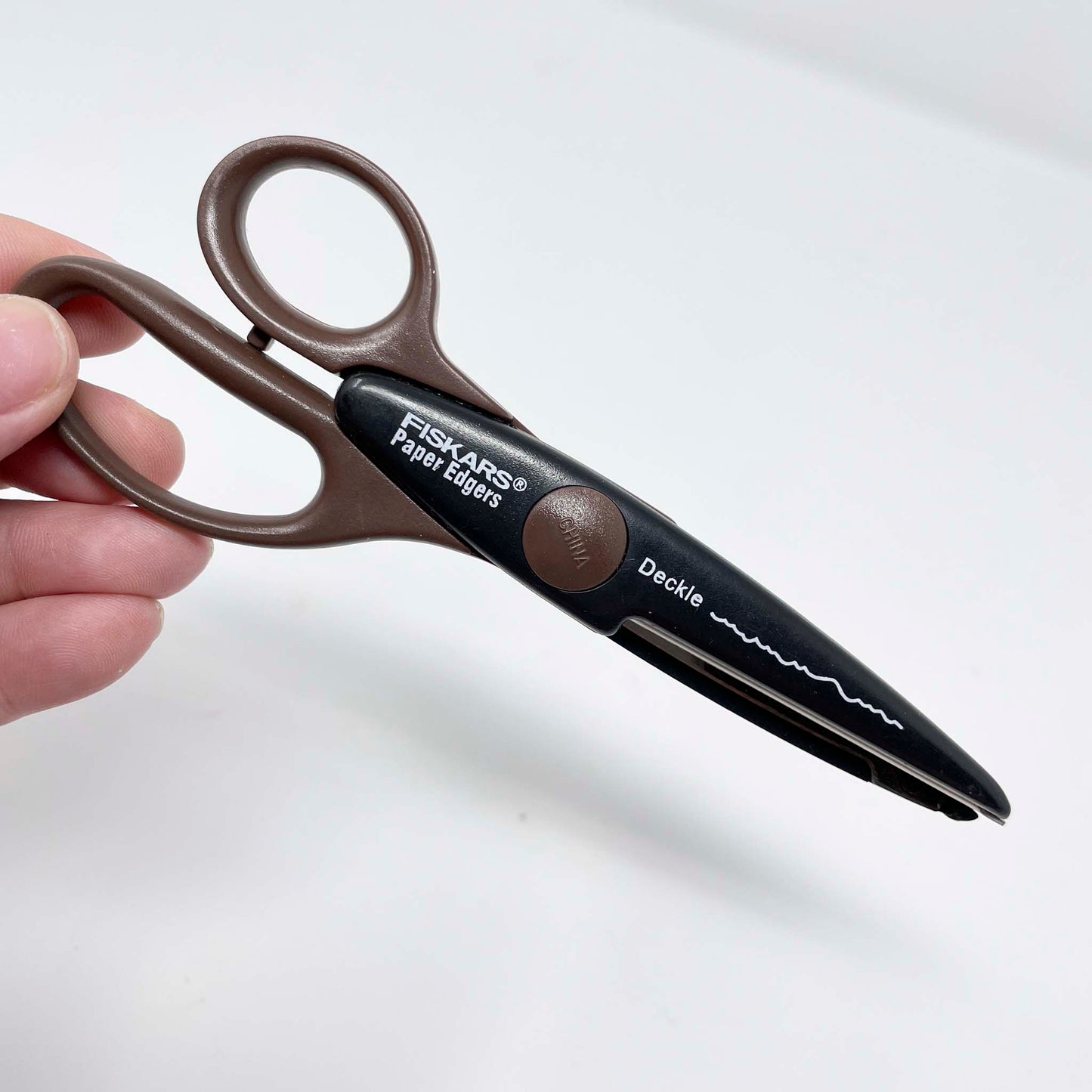 Paper Edgers and Decorative Edge Scissors